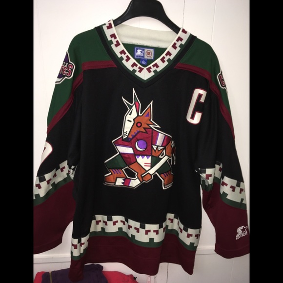 vintage phoenix coyotes jersey